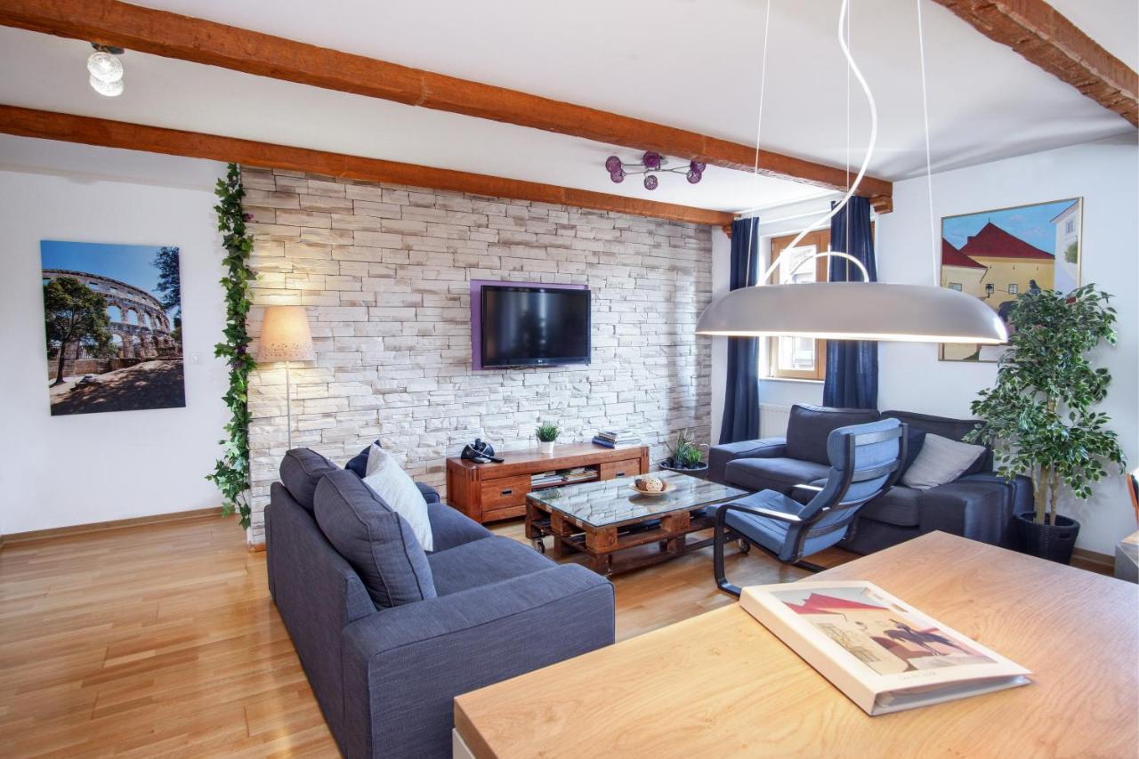 Zagreb Deluxe Apartment L2 Luaran gambar